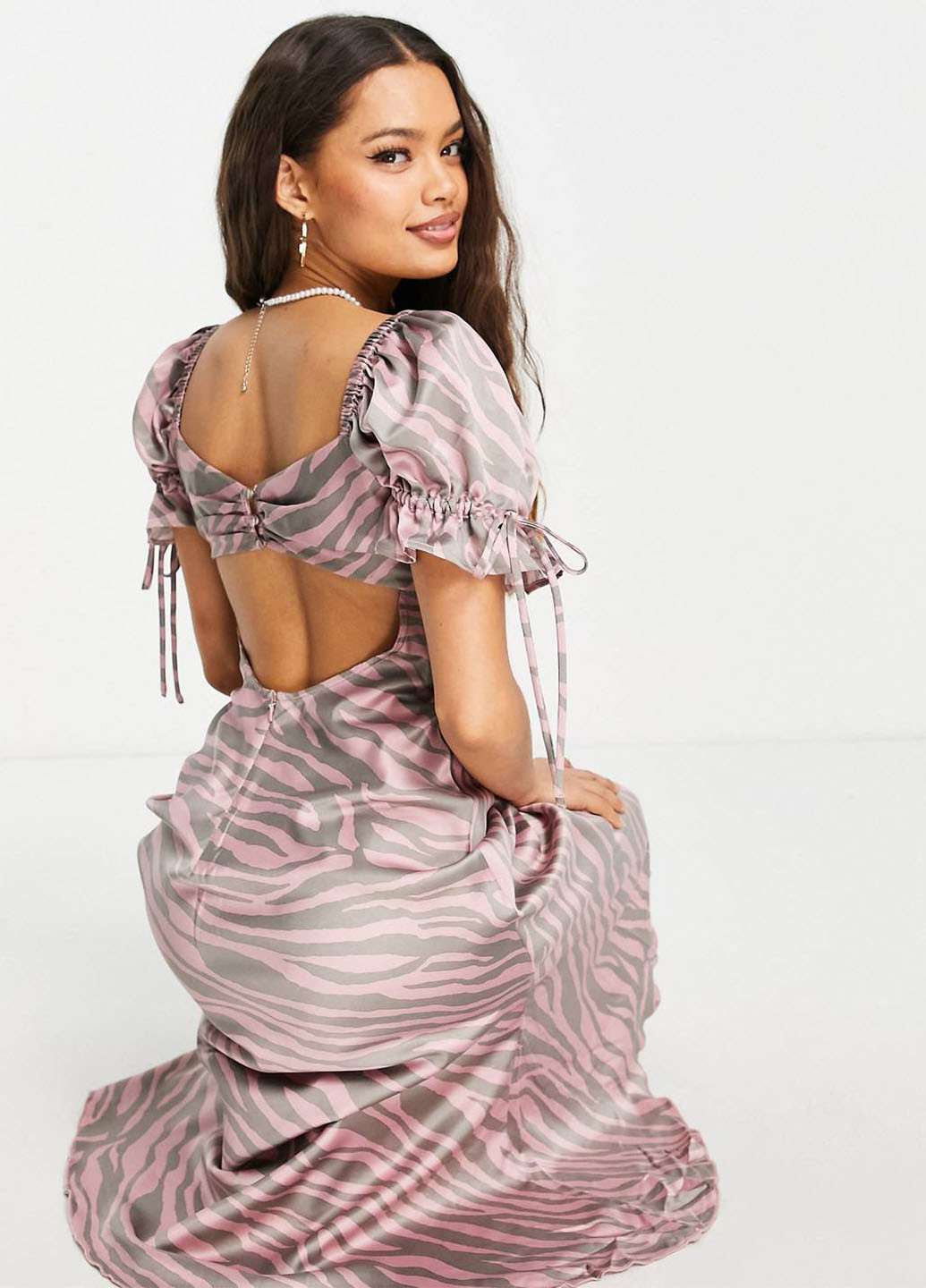 Розово-коричневое кэжуал платье с открытой спиной Asos зебра