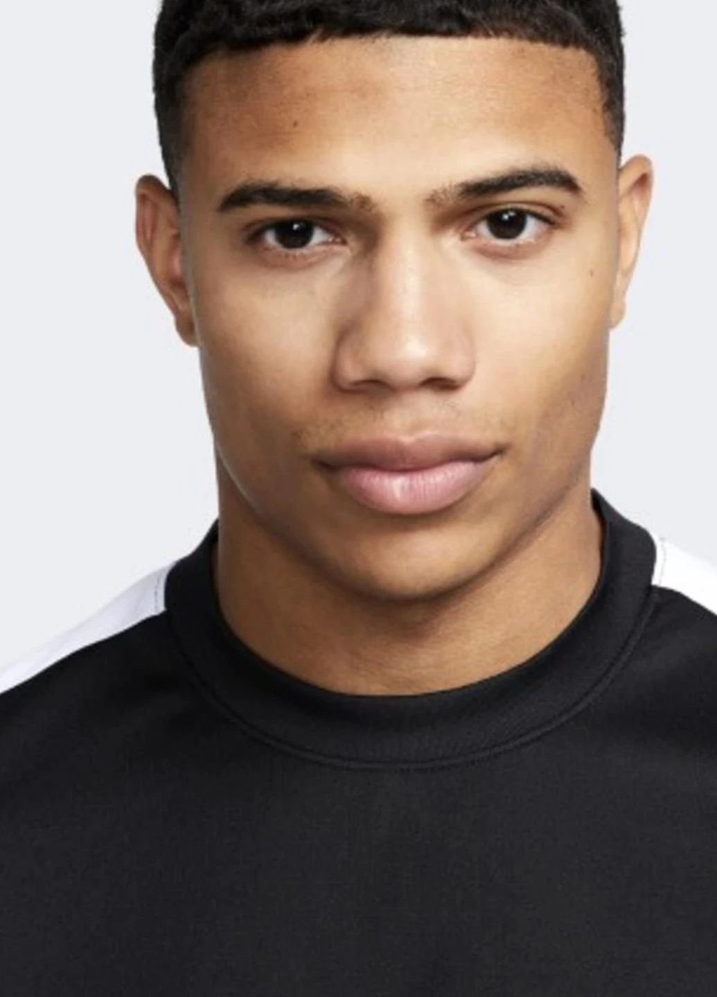 Чорна футболка dr1336-010 Nike Dri-Fit Academy 23