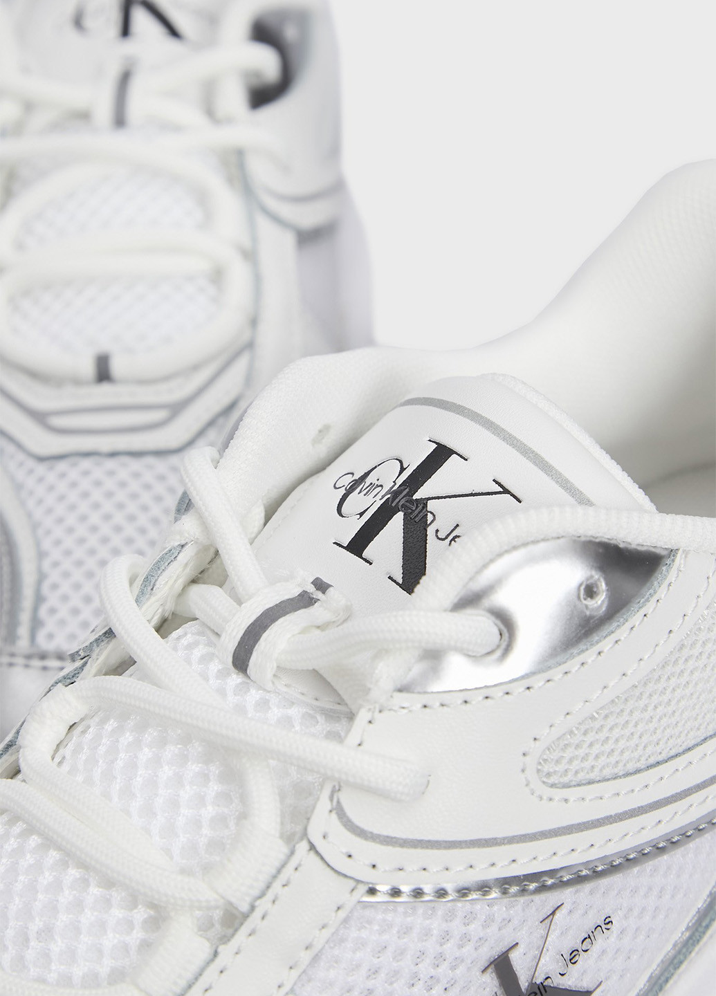 Кроссовки Calvin Klein Jeans серебряные демисезоны (328213881)