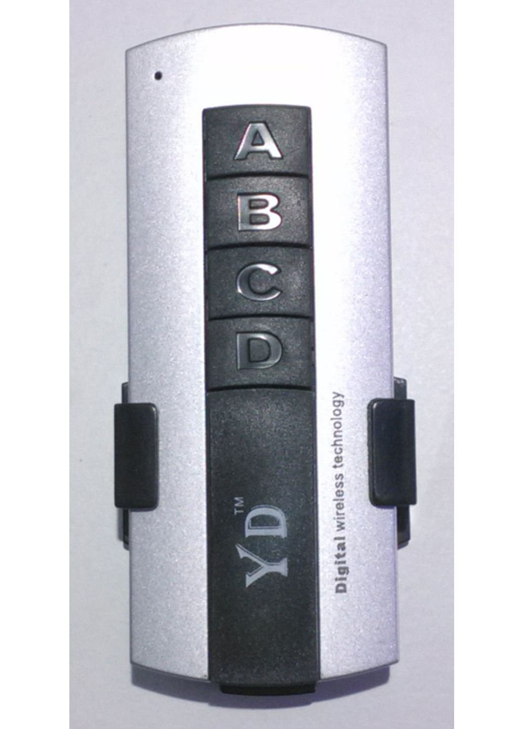 Люстра стельова кришталева з пультом 90080/4 Хром 42х45х45 см. Sunnysky (253630234)