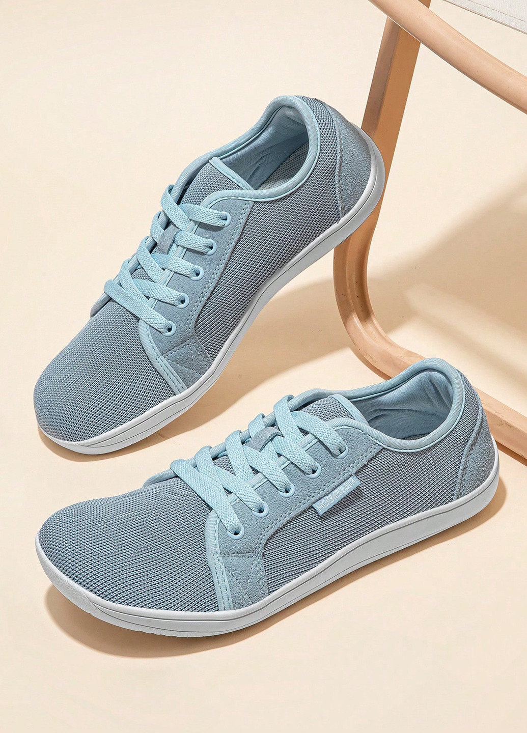 Серо-голубые демисезонные кроссовки SHEIN