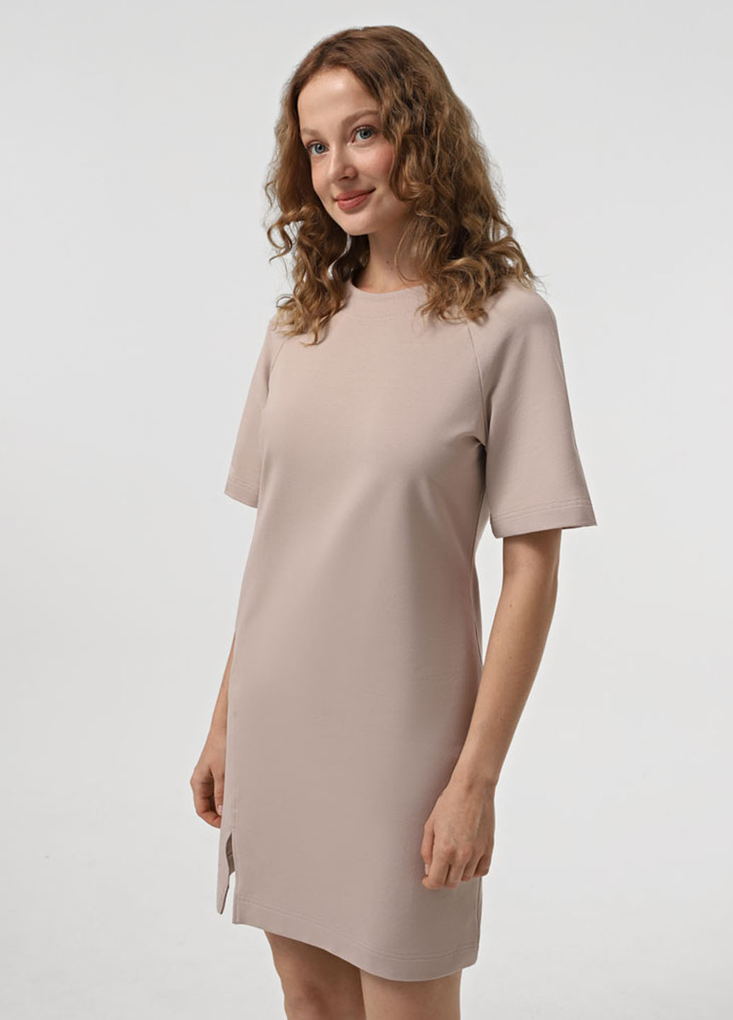 Бежевое кэжуал платье платье-футболка Promin однотонное