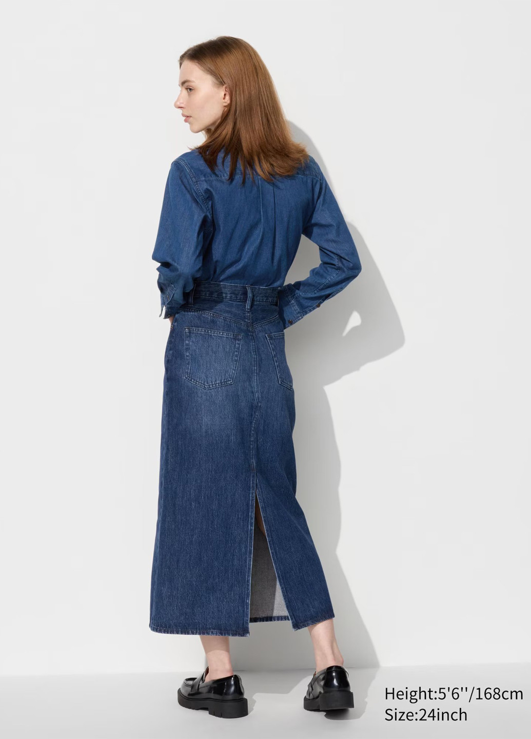 Синяя джинсовая однотонная юбка Uniqlo карандаш