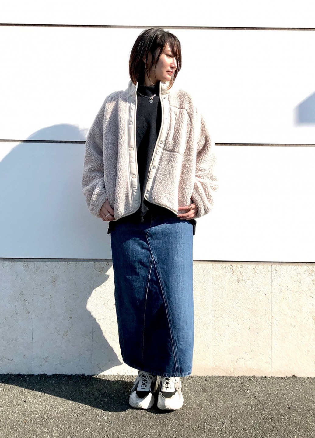 Синяя джинсовая однотонная юбка Uniqlo карандаш