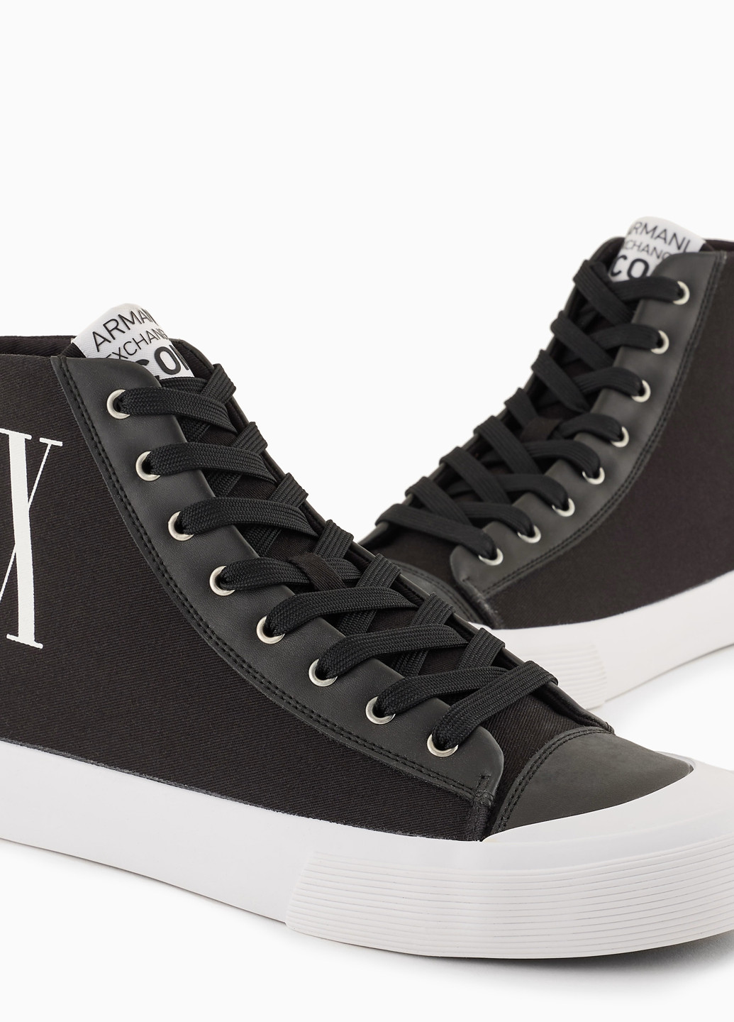 Черные кеды Armani Exchange