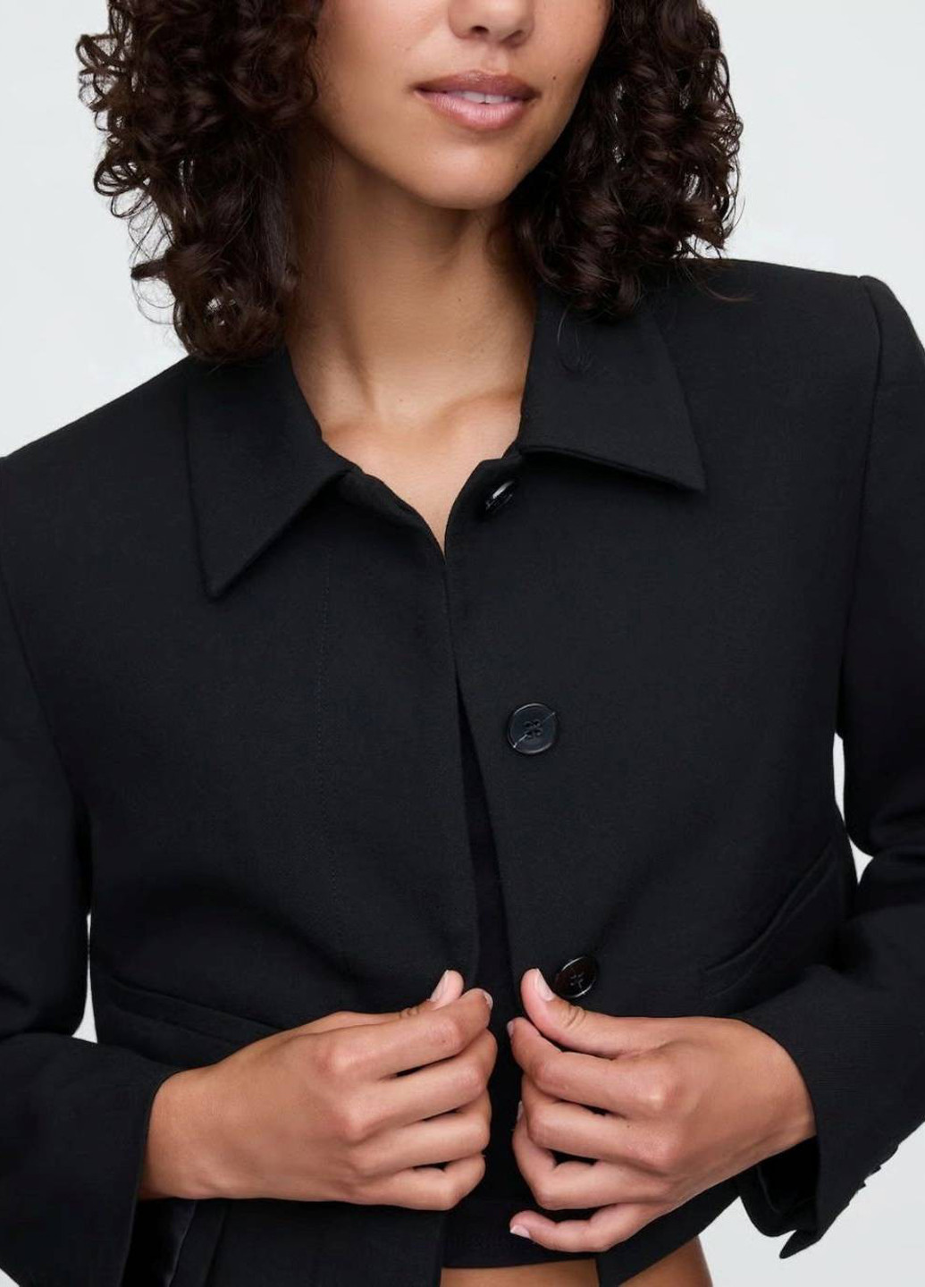 Черный женский жакет Gap однотонный - демисезонный