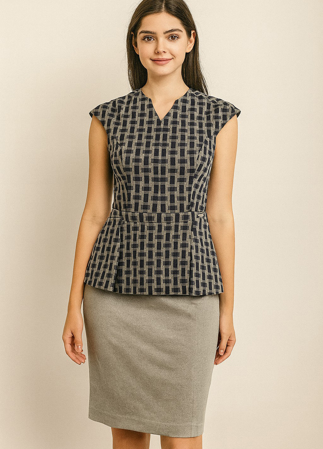 Комбінована ділова, кежуал сукня з баскою, футляр Sassofono з геометричним візерунком