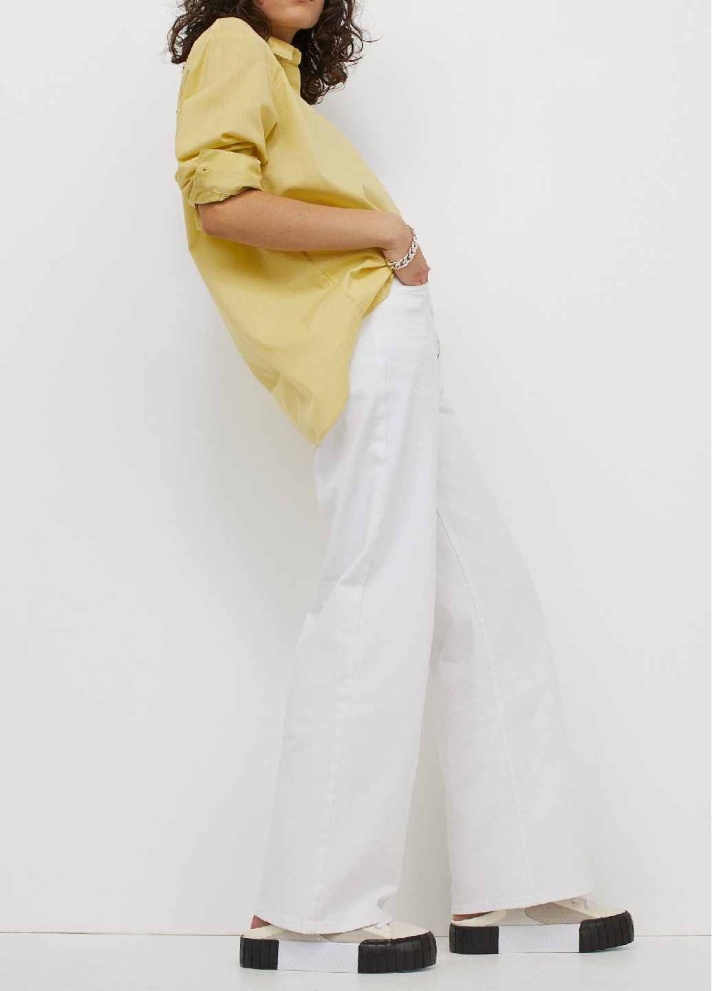 Светло-желтая кэжуал рубашка однотонная H&M