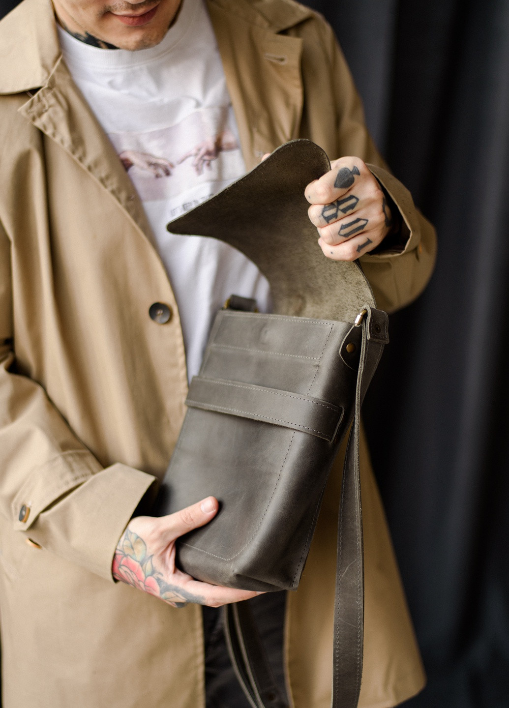 Мужская сумка мессенджер через плечо ручной работы из натуральной винтажной кожи серого цвета Boorbon (253412648)