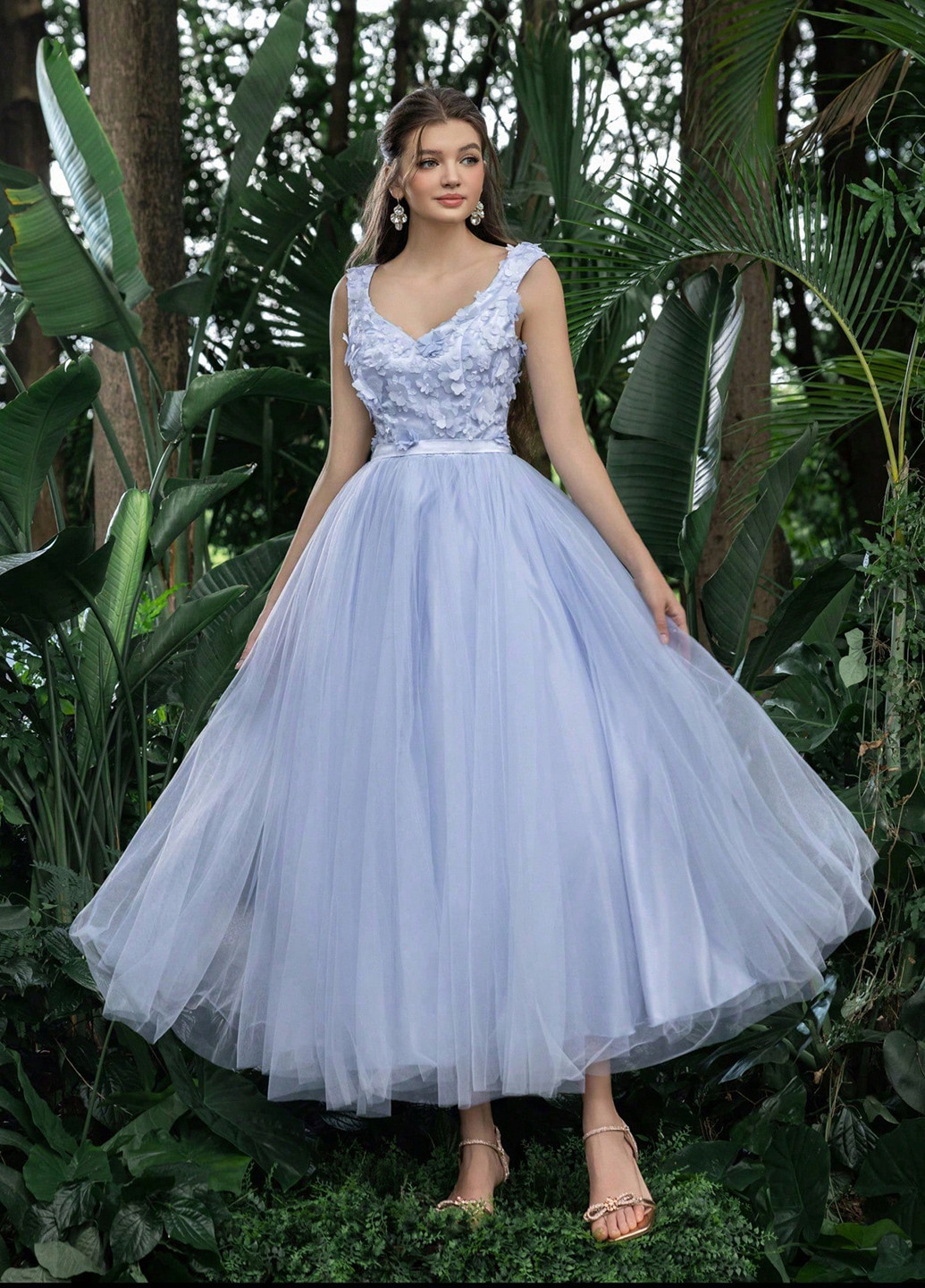 Светло-серое вечернее платье с корсетом SHEIN однотонное