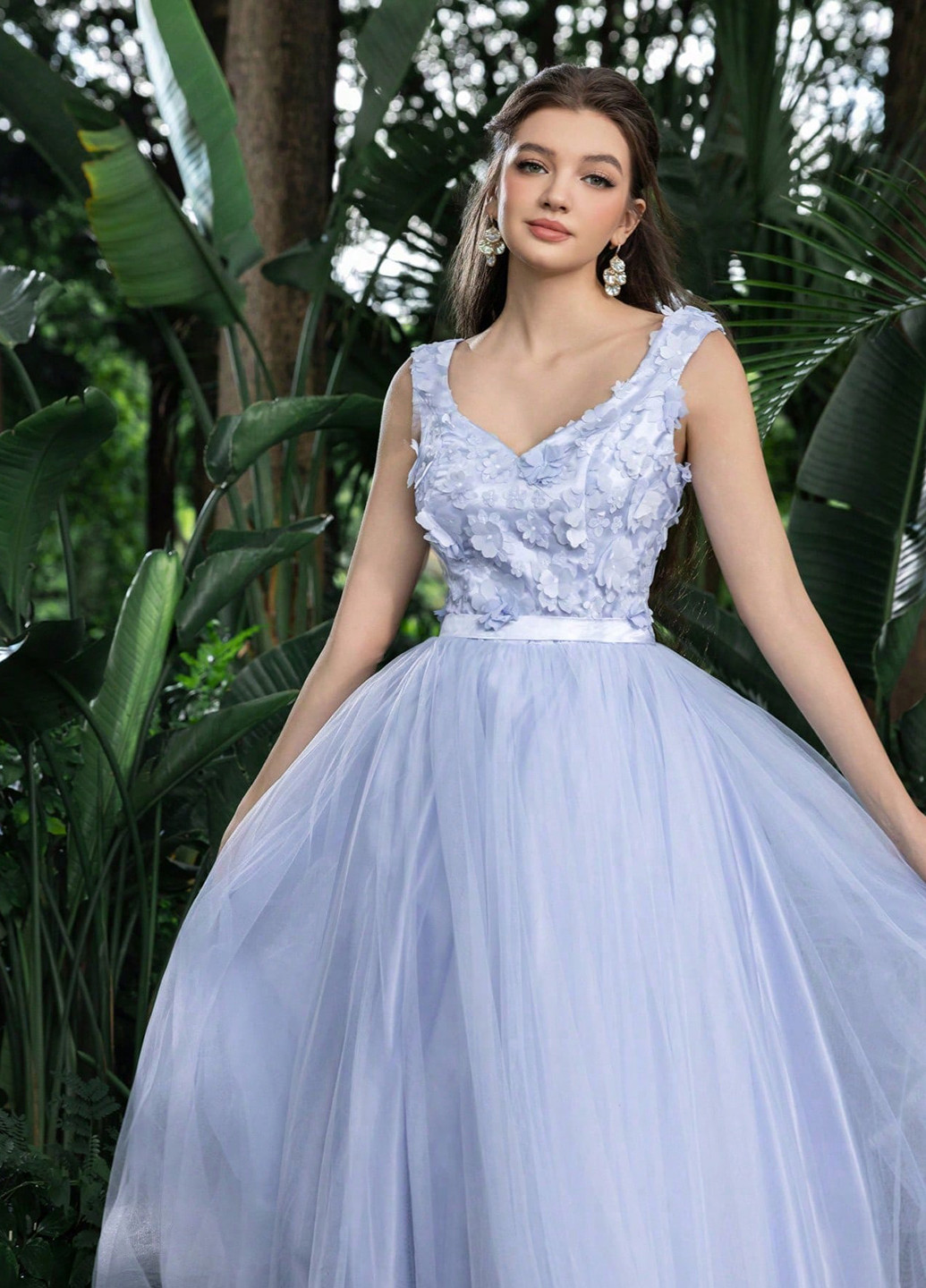 Светло-серое вечернее платье с корсетом SHEIN однотонное