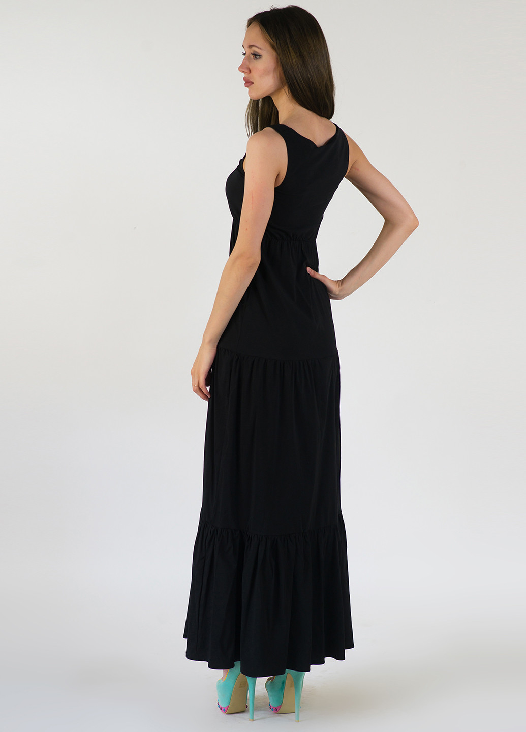 Черное кэжуал платье Podium однотонное