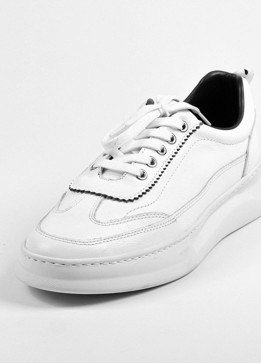 Белые демисезонные кроссовки мужские белые ALTURA