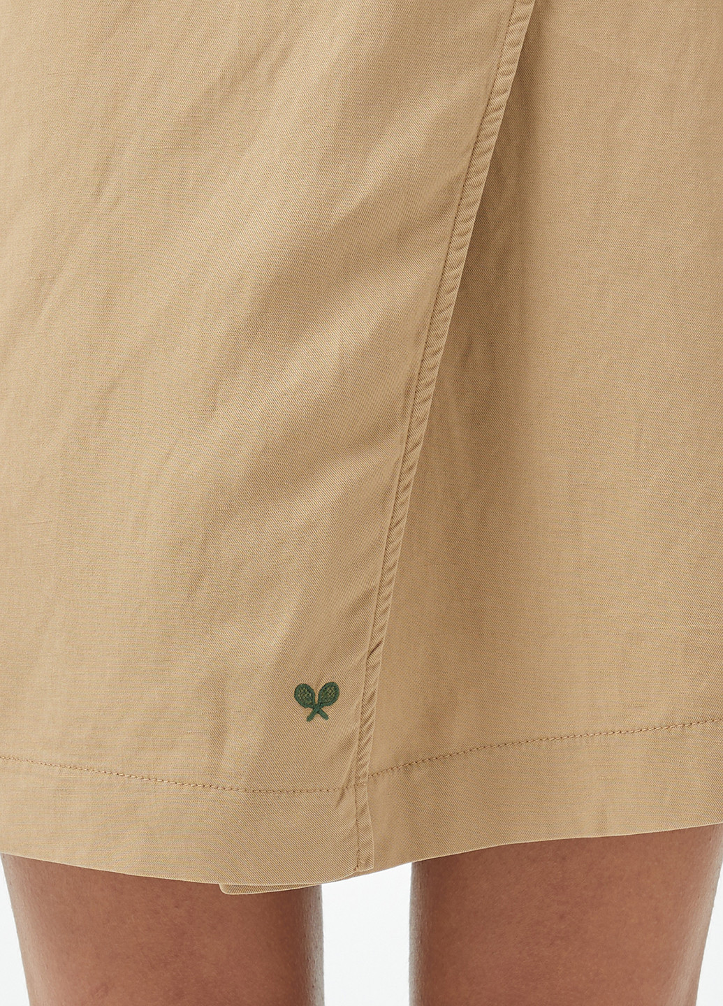 Бежева кежуал сукня на запах Lacoste однотонна