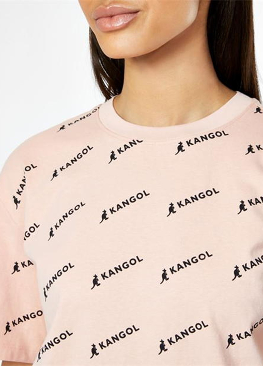 Светло-розовая всесезон футболка Kangol