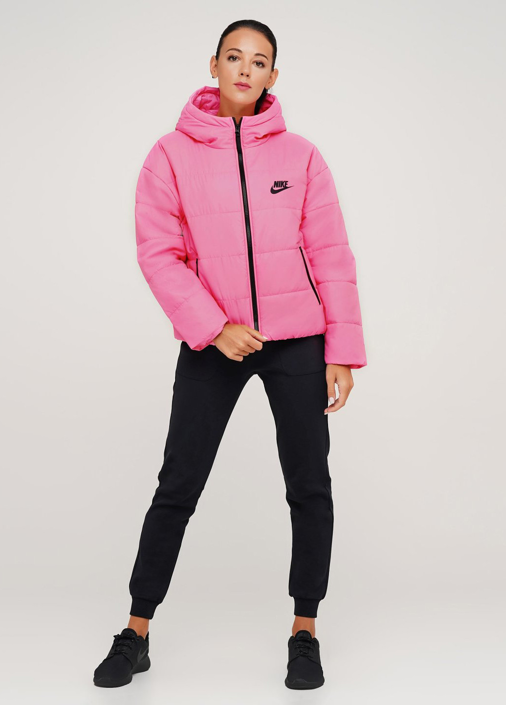 Розовая демисезонная куртка Nike