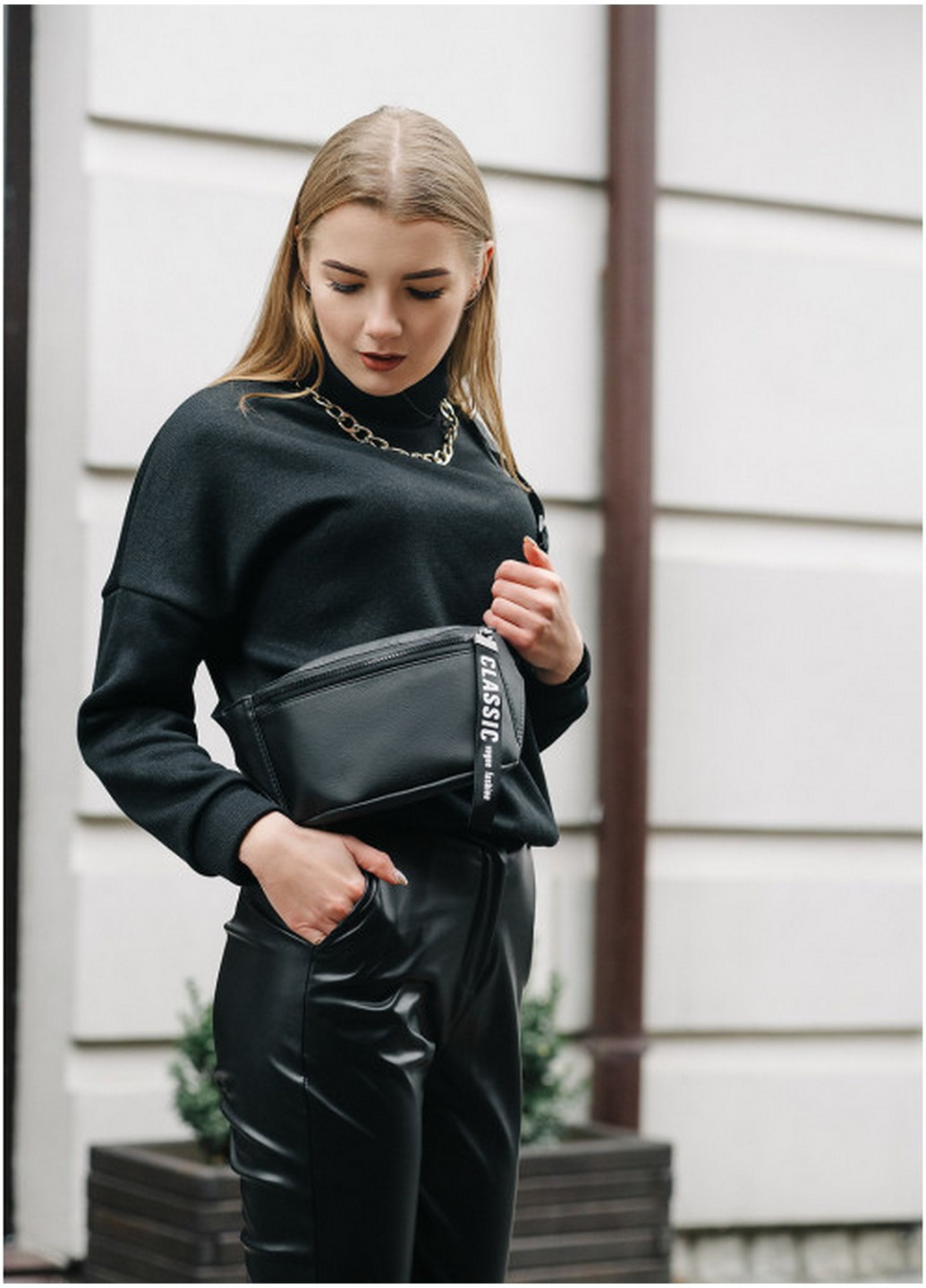 Сумка на пояс (бананка) женская 22х12х4 см Sambag (211365208)