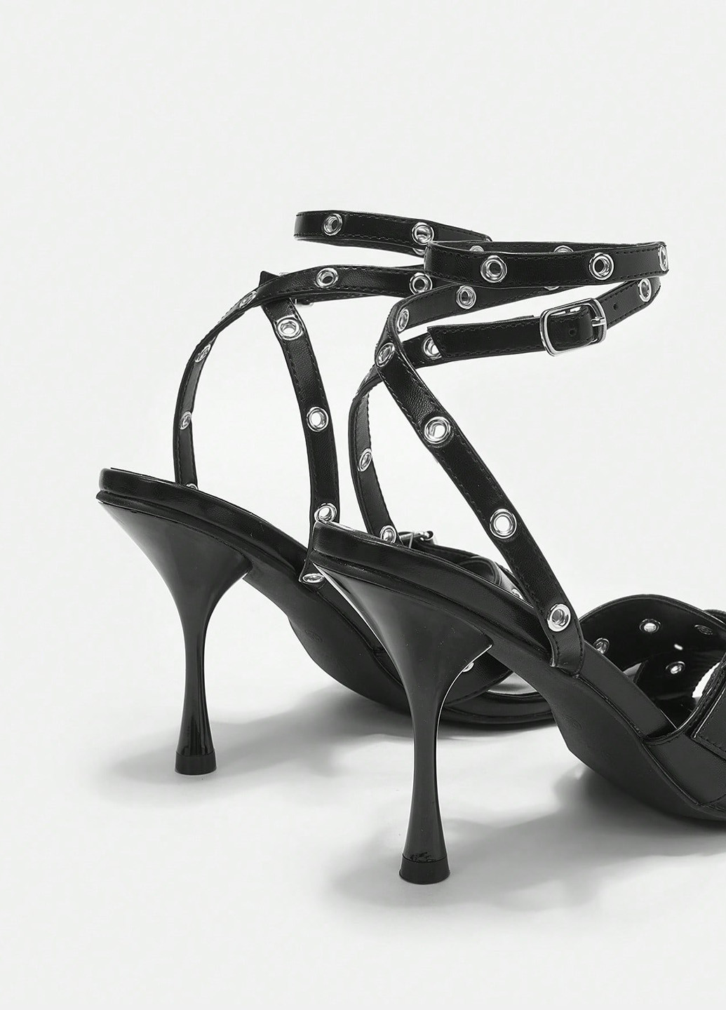 Черные босоножки SHEIN с ремешком с пряжкой, люверсы