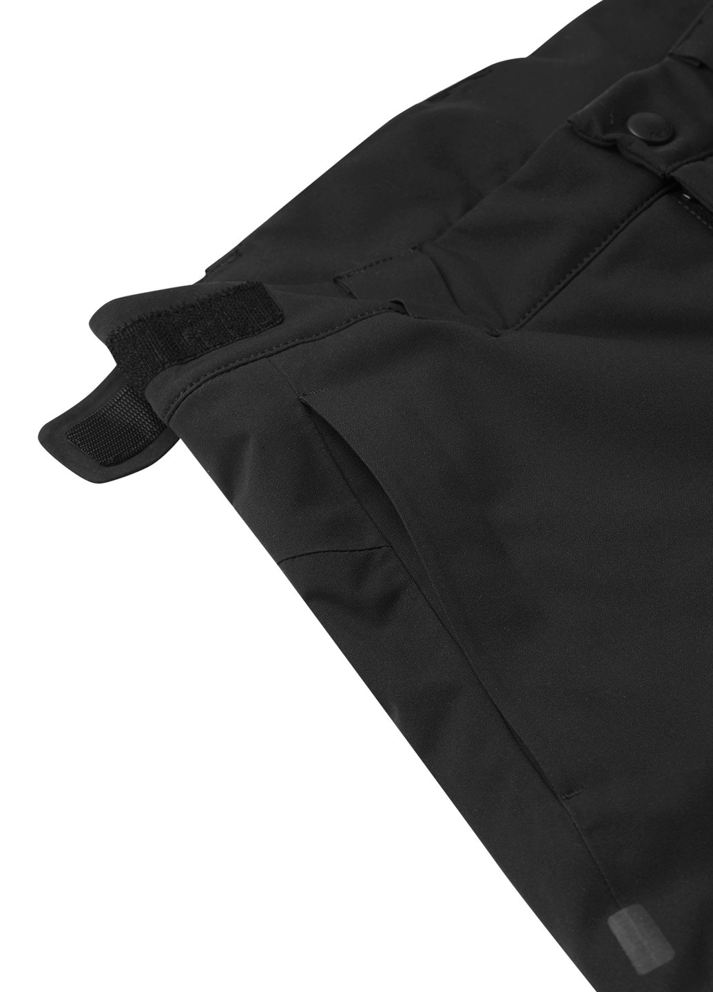 Черные зимние брюки Reima