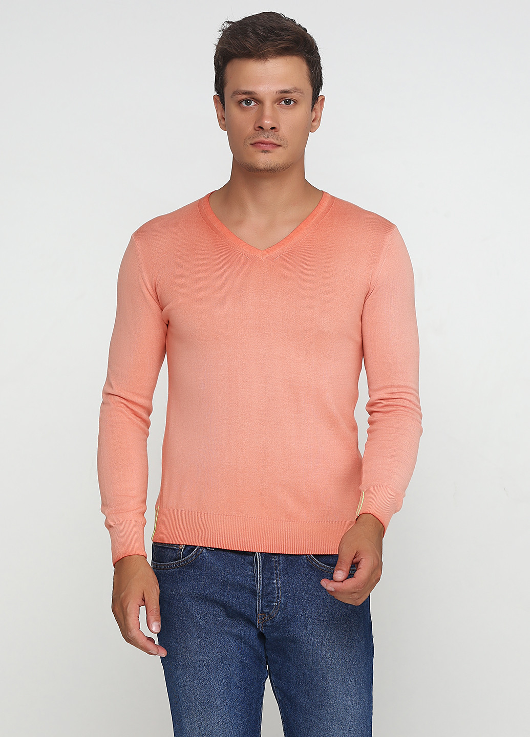 Персиковый демисезонный пуловер пуловер Daggs