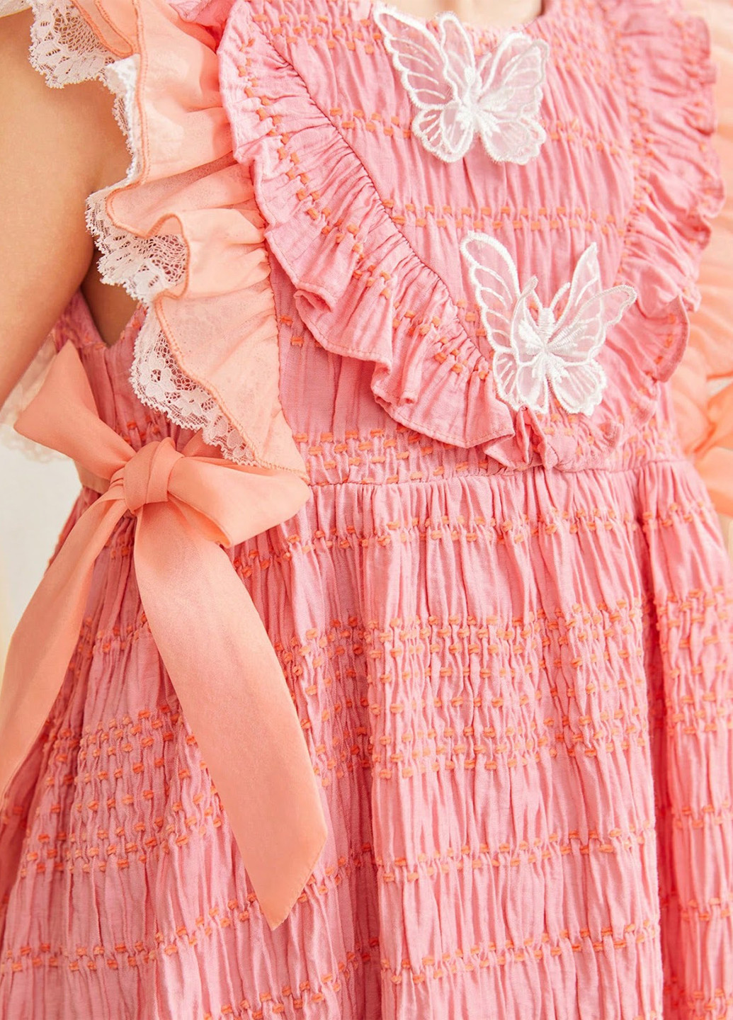 Светло-розовое платье SHEIN (322984921)