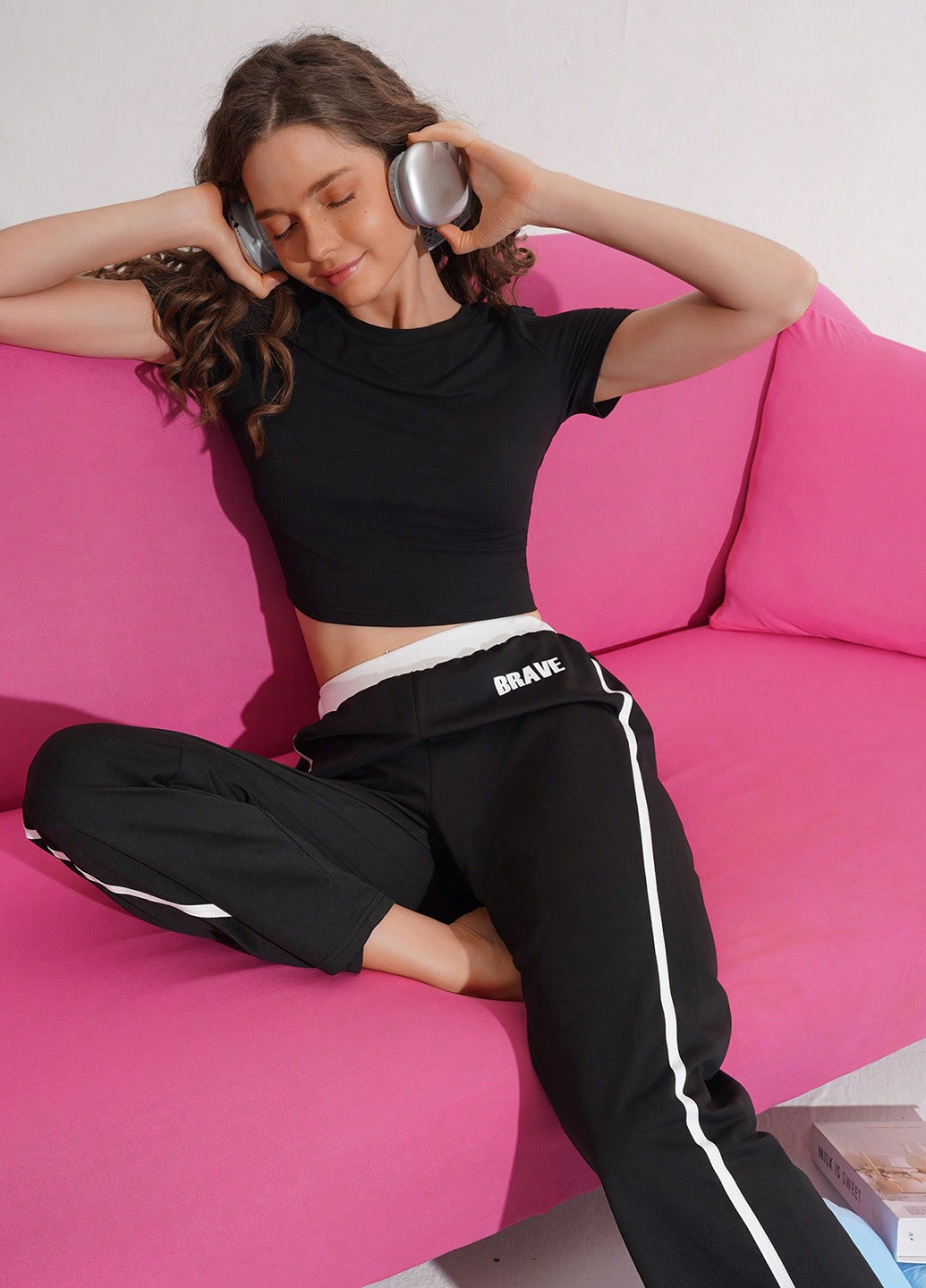 Черная всесезон пижама (топ, брюки) топ + брюки SHEIN