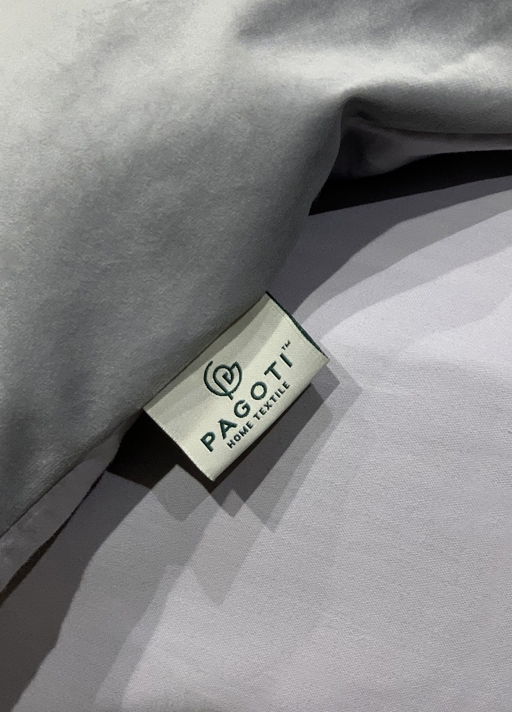 Комплект постільної білизни сатин-велюр Courage сріблястий (євро) PAGOTI (256519291)