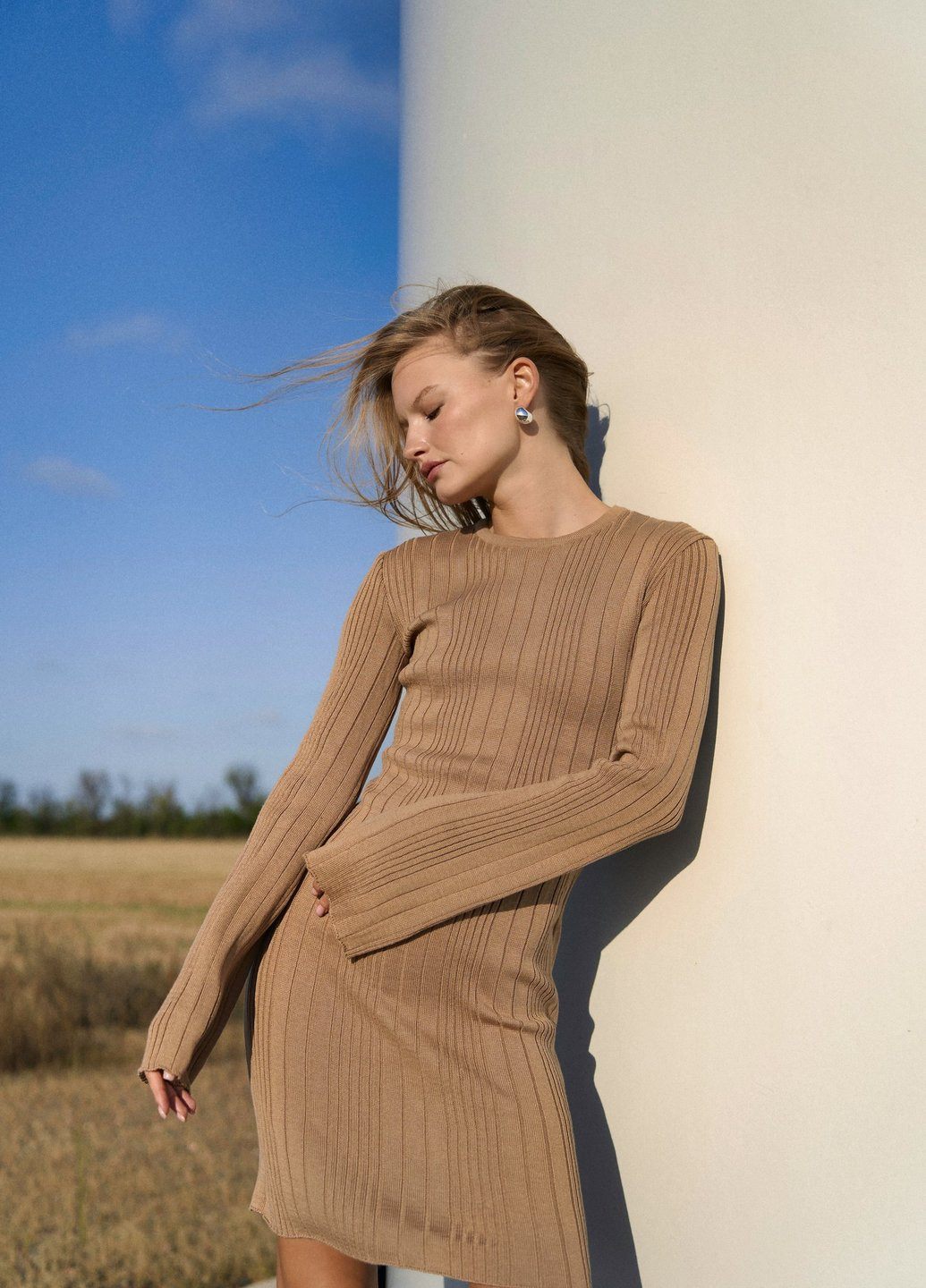 Светло-коричневое кэжуал платье платье-свитер Gepur однотонное