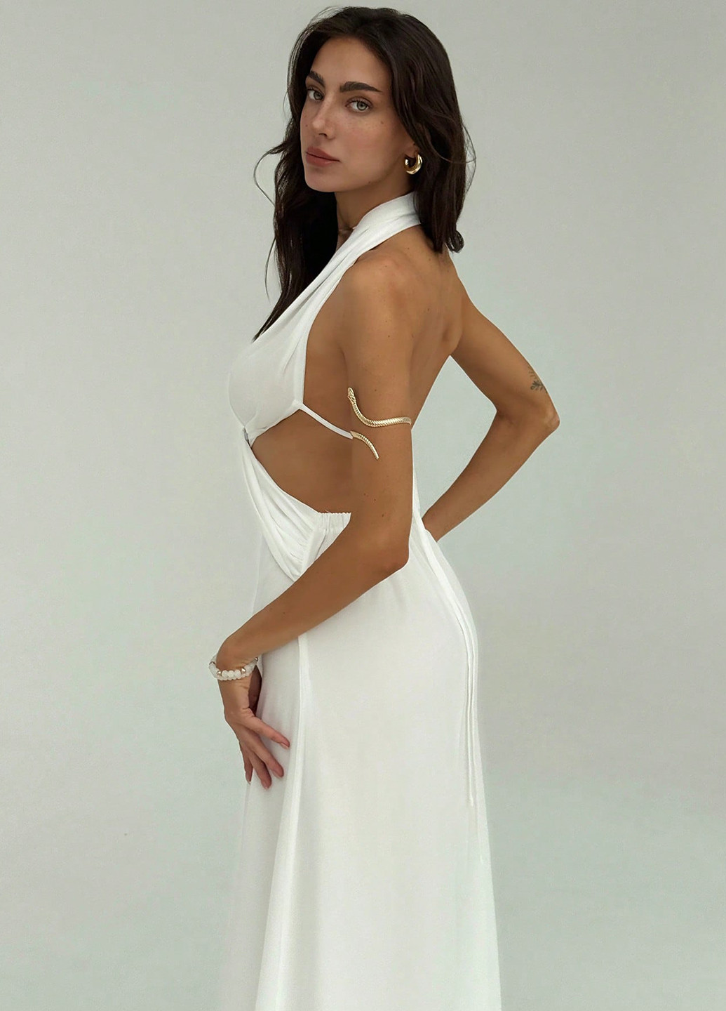 Молочное праздничный, вечернее платье а-силуэт, с открытой спиной SHEIN однотонное