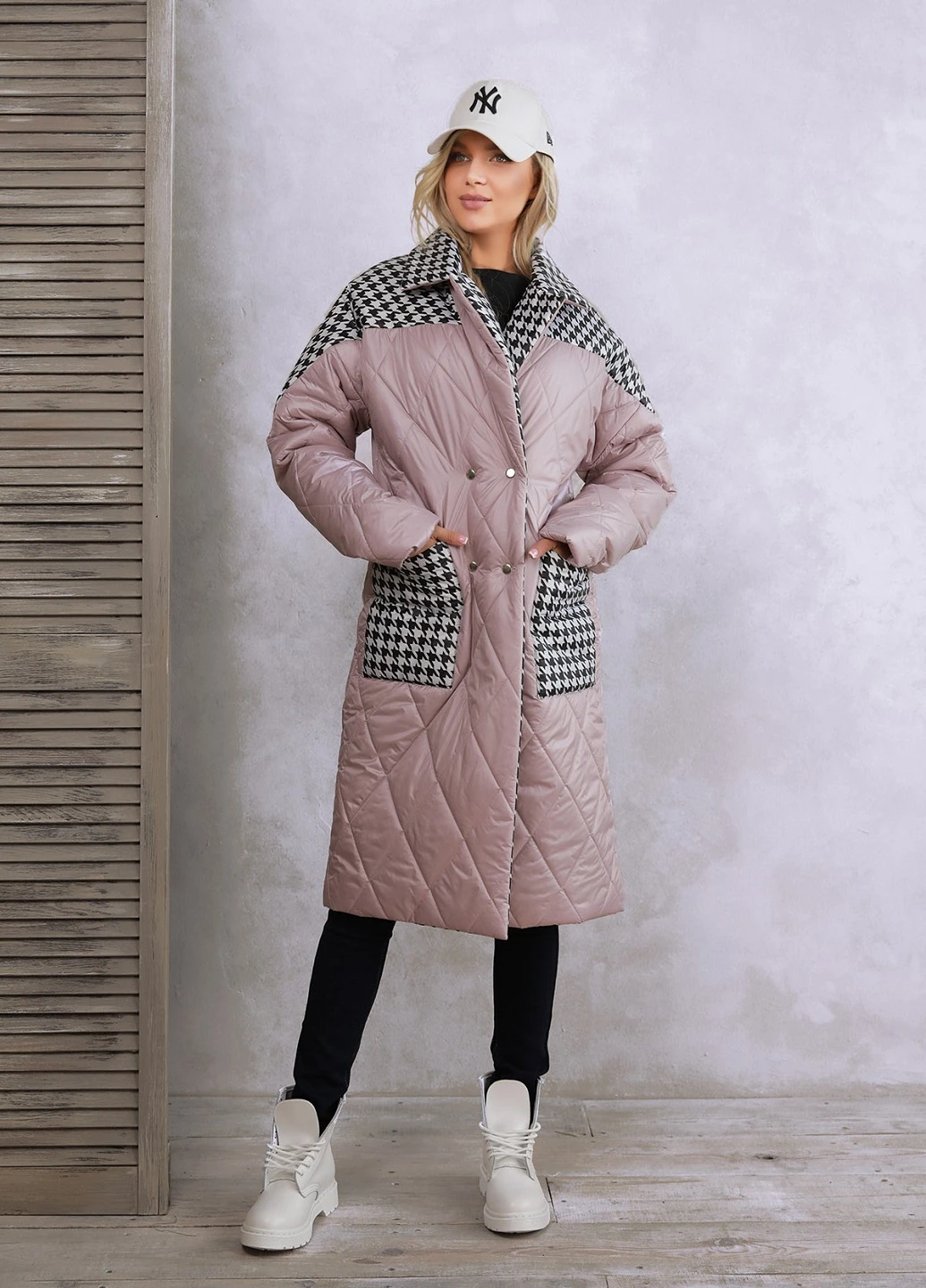 Бузкова демісезонна пальто ISSA PLUS