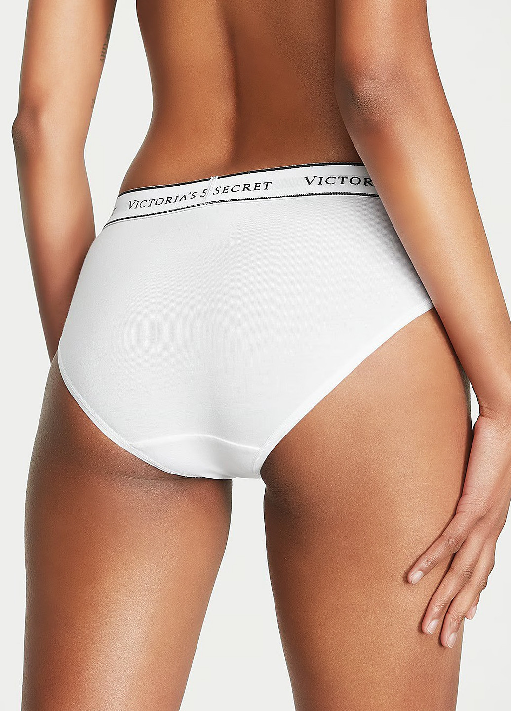 Белый демисезонный комплект (бюстгальтер, трусики) Victoria's Secret