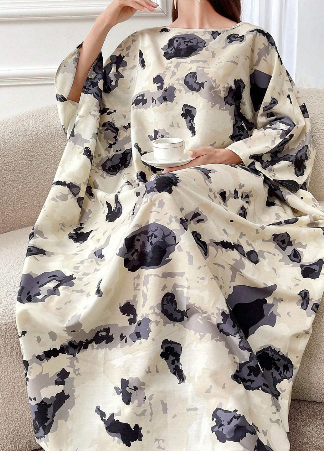 Черно-белое кэжуал платье SHEIN с абстрактным узором