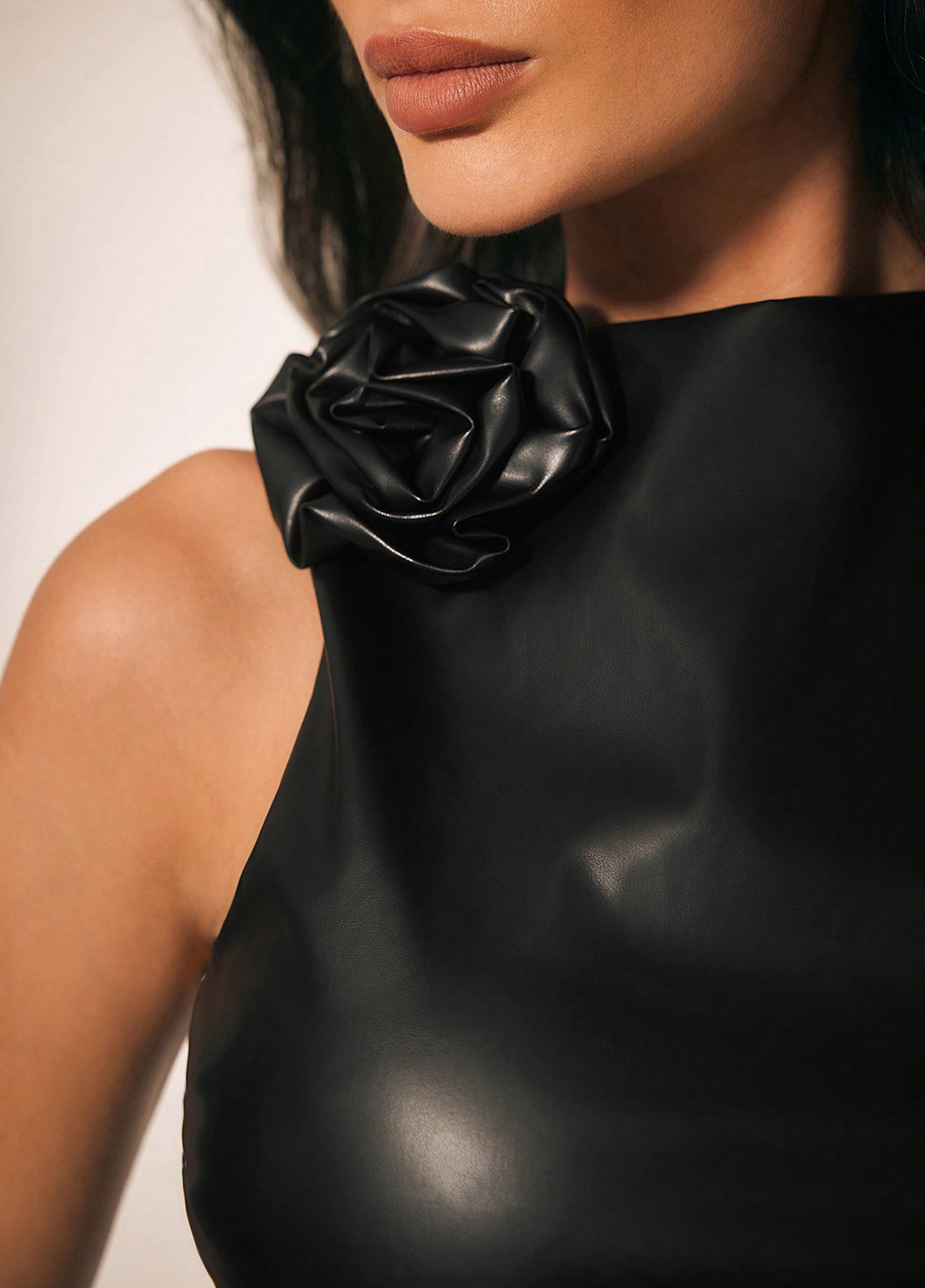 Чёрная блуза SHEIN