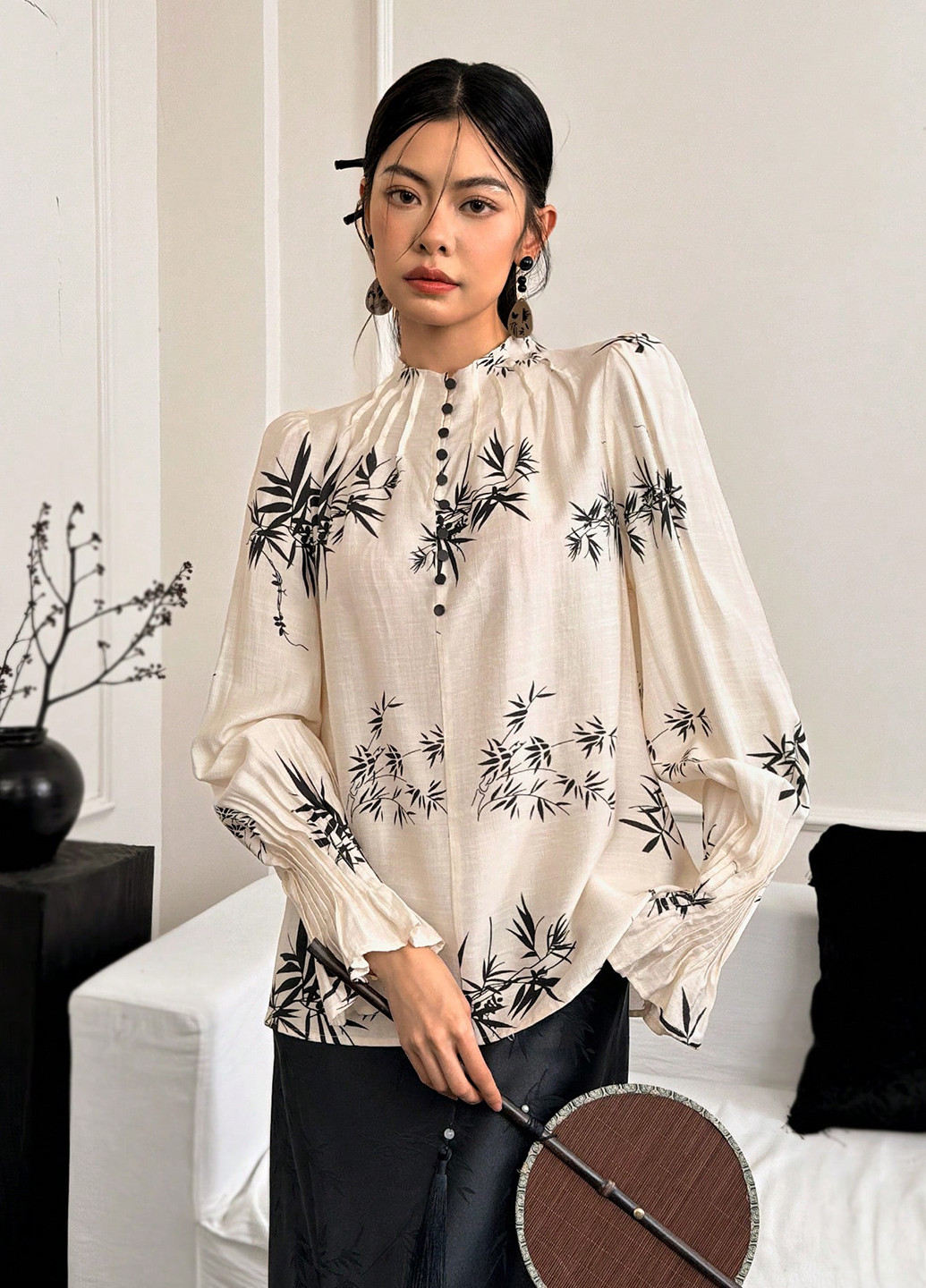 Кремова блуза SHEIN