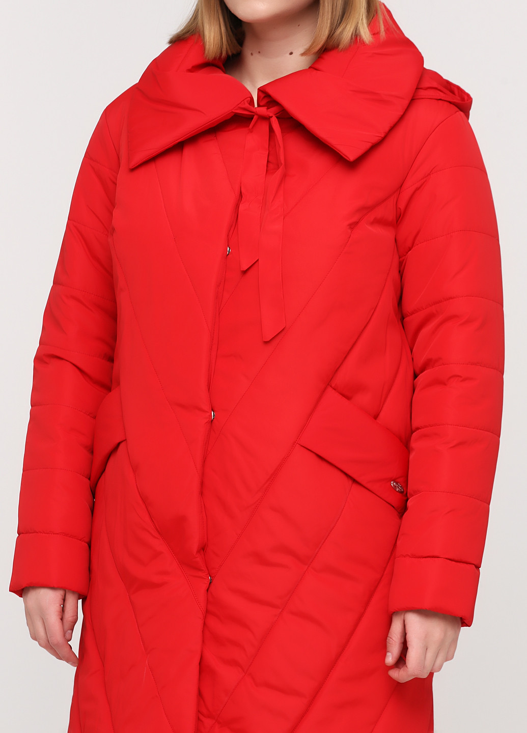 Красная демисезонная куртка Eva Classic