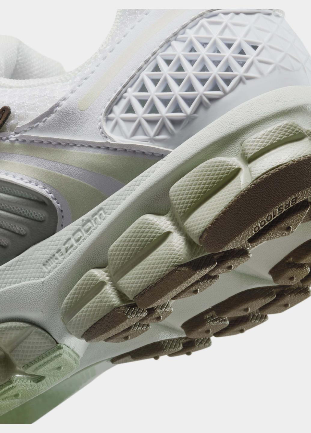 Кросівки W ZOOM VOMERO 5 FJ2028-103 Nike W NIKE ZOOM VOMERO 5 комбіновані демісезони (342745732)