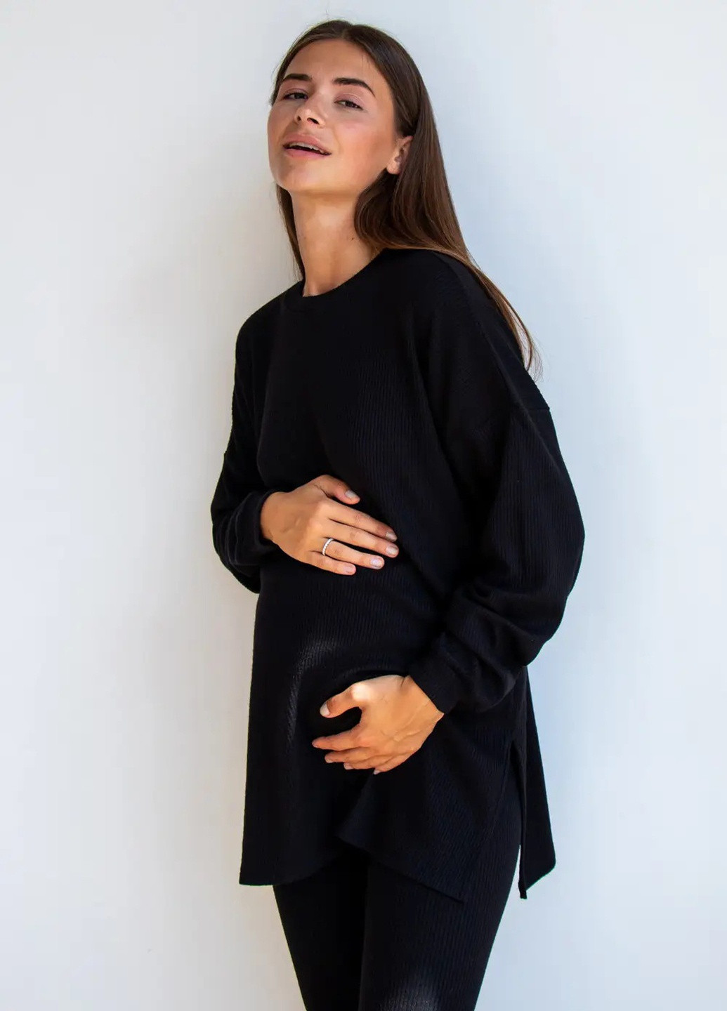 М'який трикотажний костюм для вагітних з кофтою oversize крою та звуженими лосинами чорний To Be (254054091)