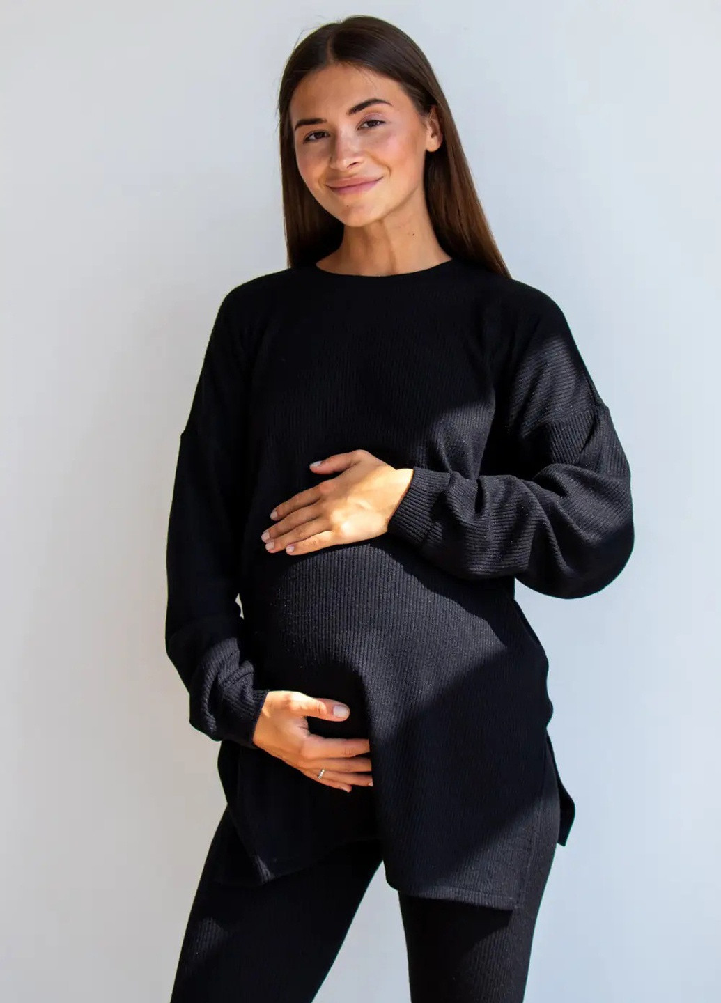 Мягкий трикотажный костюм для беременных с кофтой oversize кроя и зауженными лосинами черный To Be (254054091)