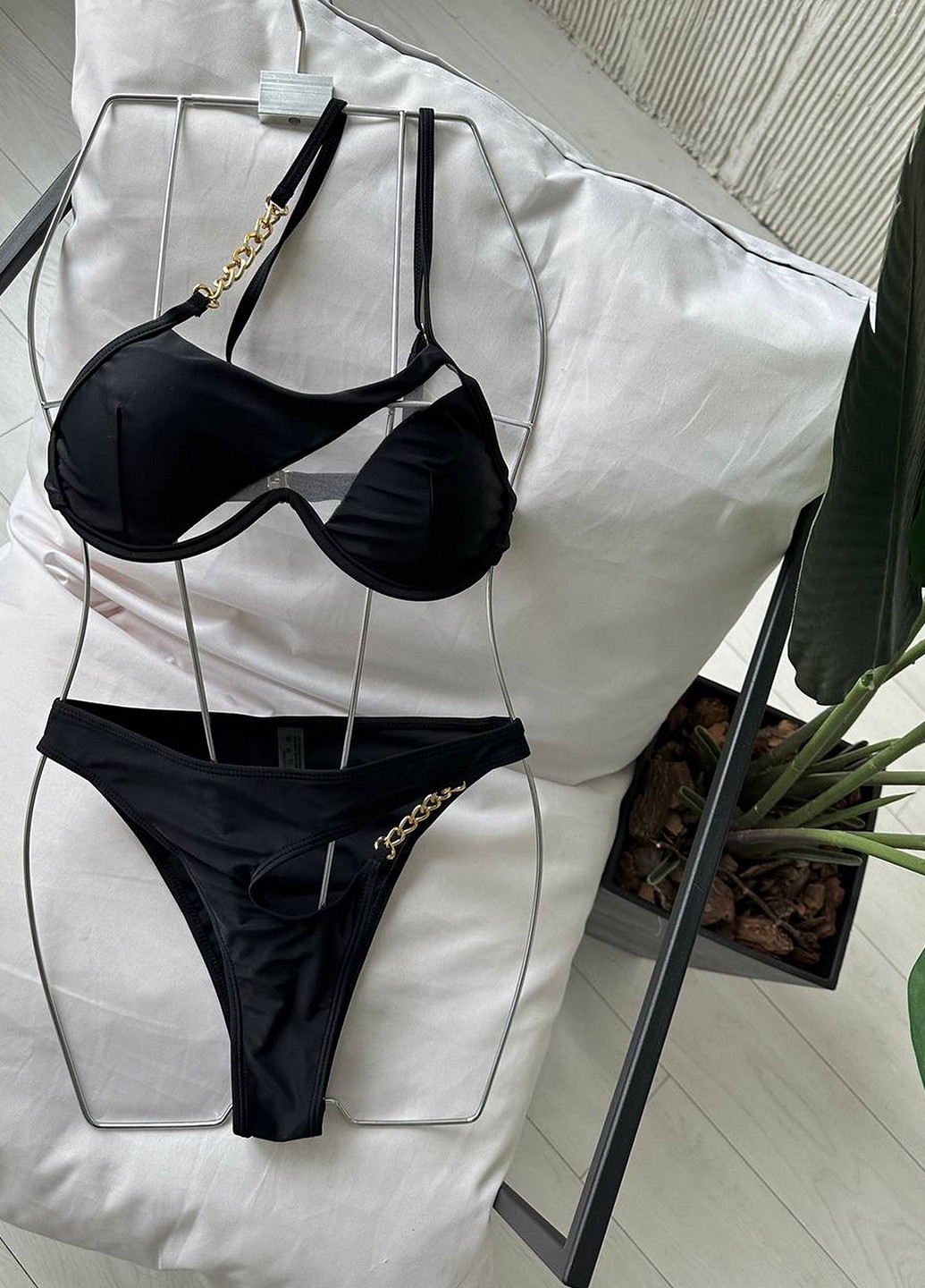 Черный летний купальник (лиф, трусики) раздельный NOVA VEGA