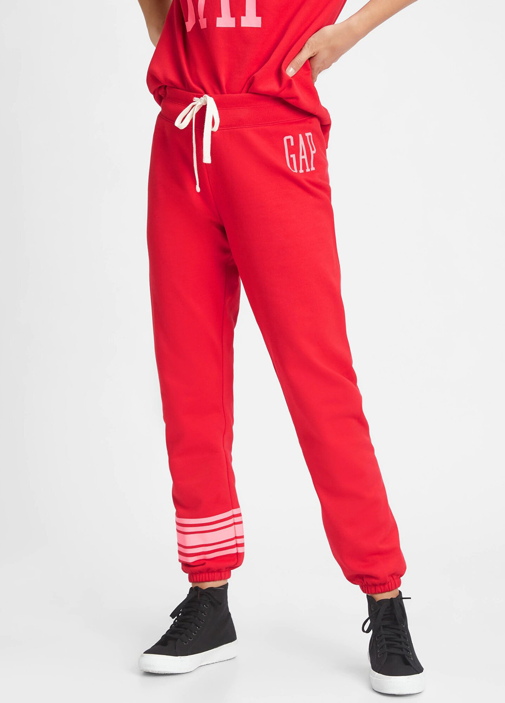 Костюм (свитшот, брюки) Gap логотип красный спортивный хлопок, трикотаж