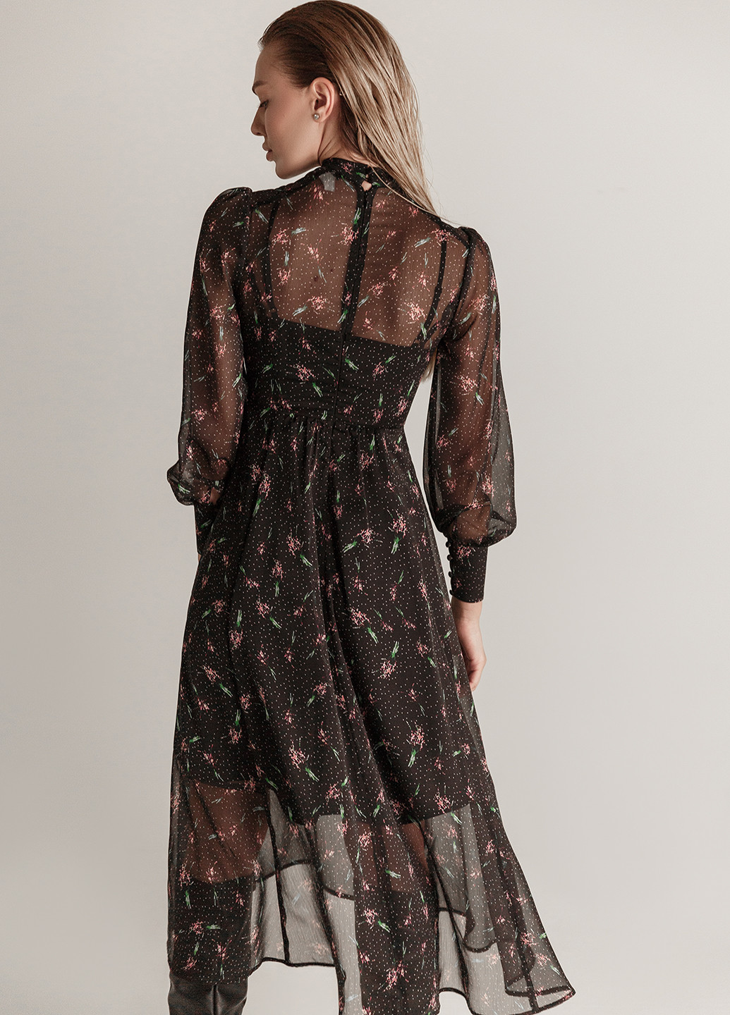 Чорна кежуал жіночне шифонове плаття Gepur з квітковим принтом