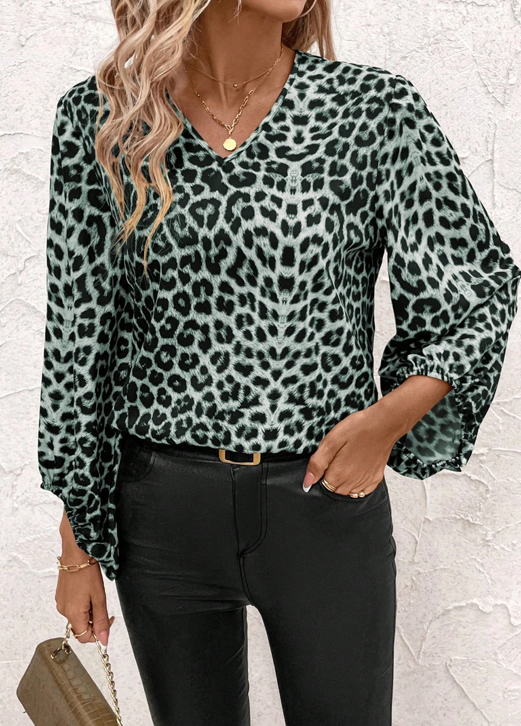 Мятная блуза SHEIN