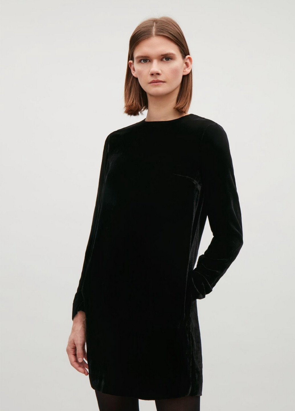 Черное коктейльное платье Cos однотонное