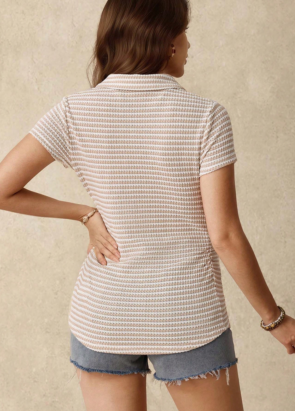 Кремовая женская футболка-поло для беременных SHEIN в полоску