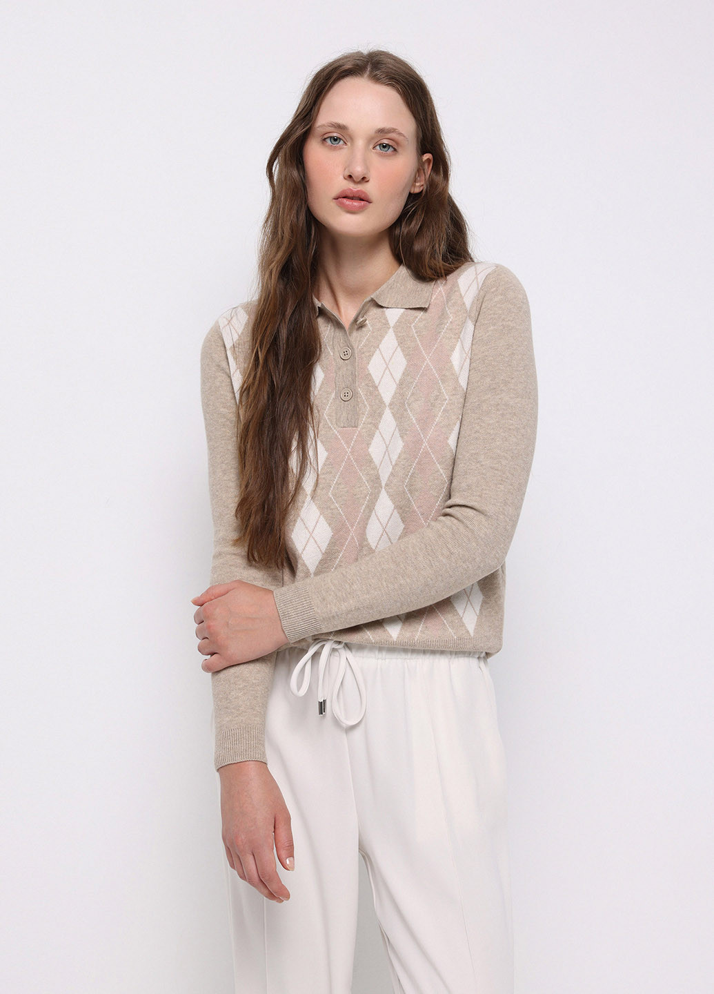 Бежевый зимний свитер Colin's