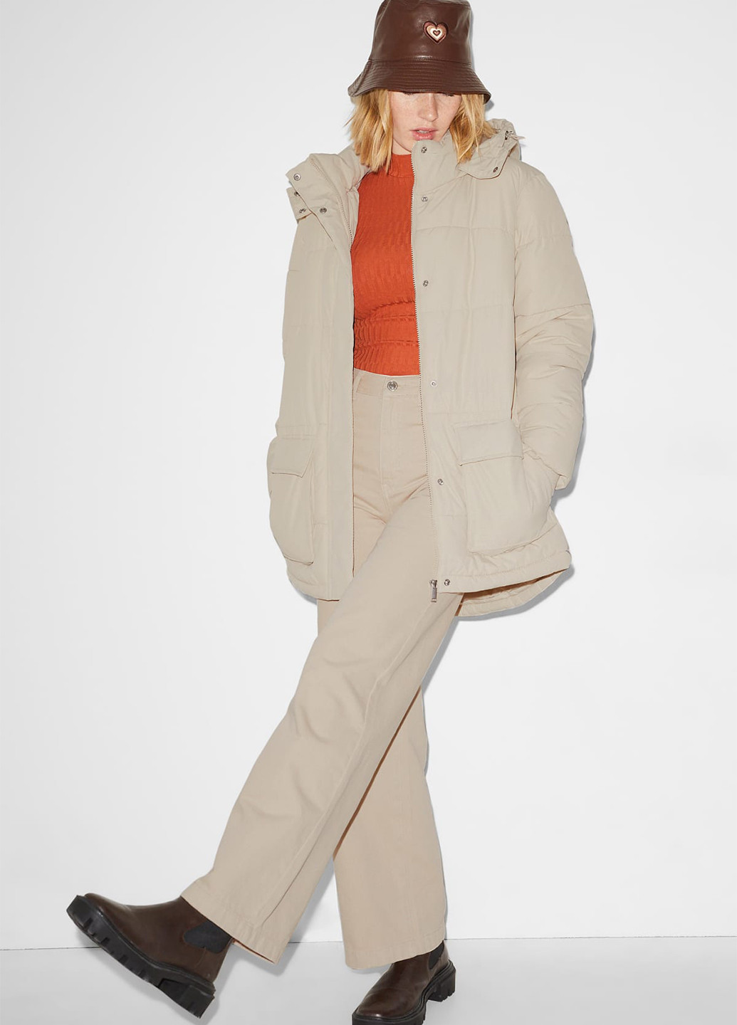 Світло-бежева демісезонна куртка C&A