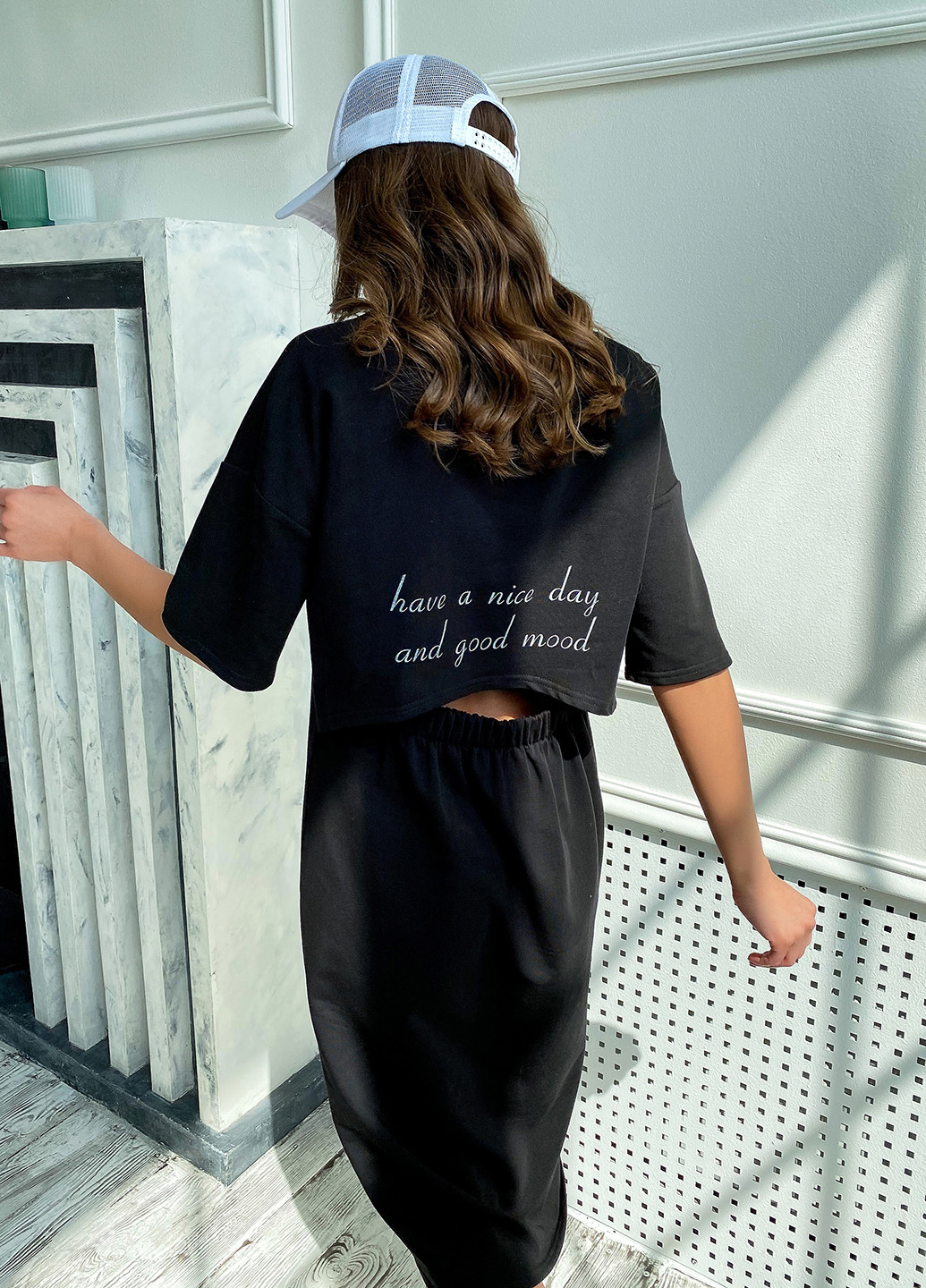 Чорна кежуал сукня сукня-футболка ST-Seventeen з малюнком