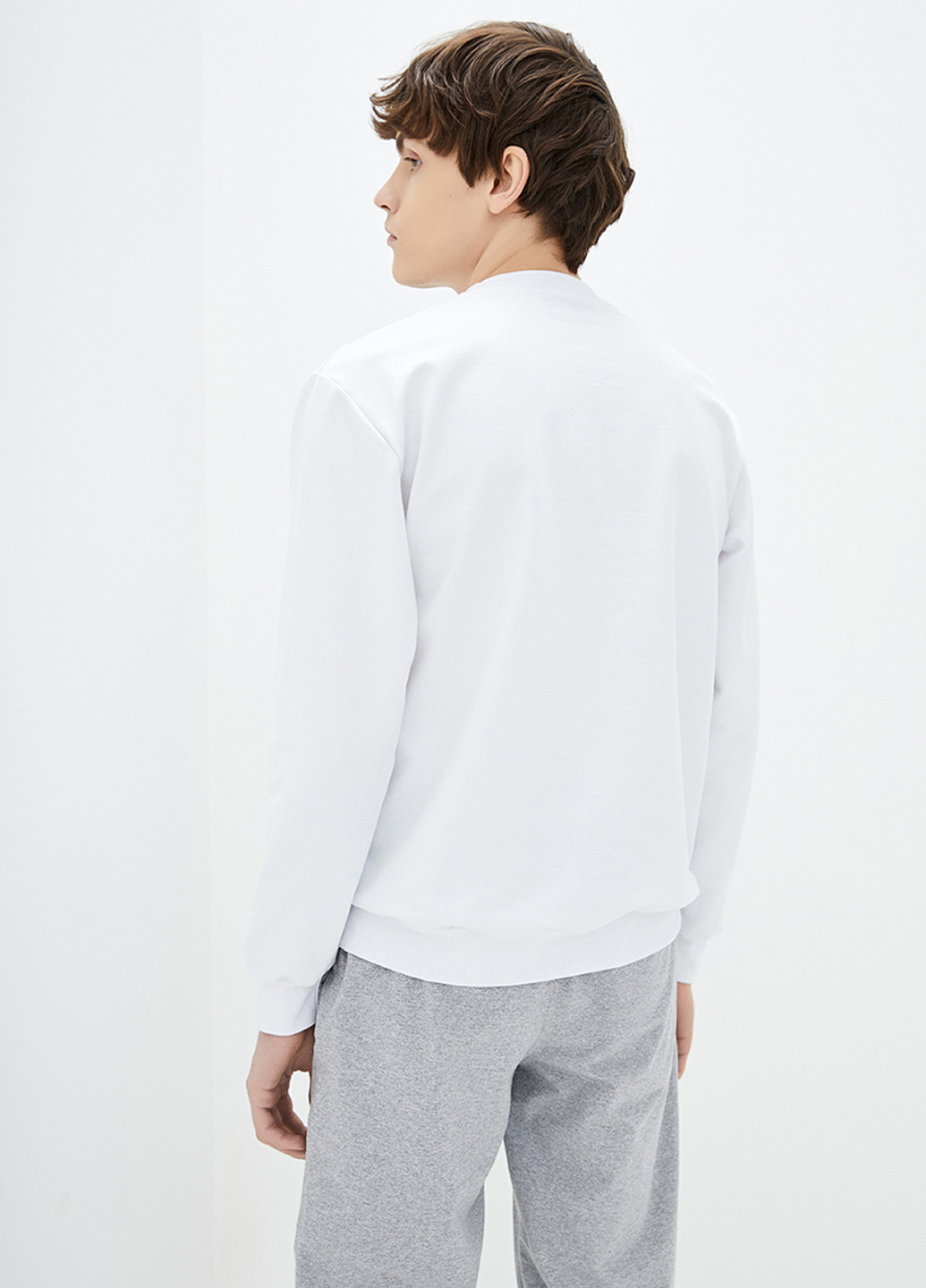 Білий світшот Shik однотонний без декору (341528021)