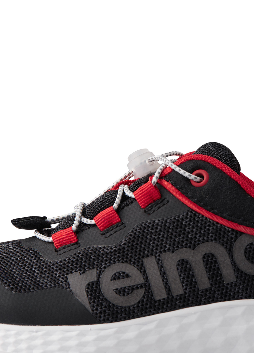 Черные демисезонные кроссовки на шнурках Reima Aloitus