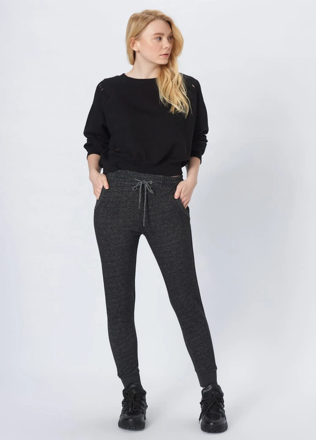 Спортивні штани Bershka (233126949)